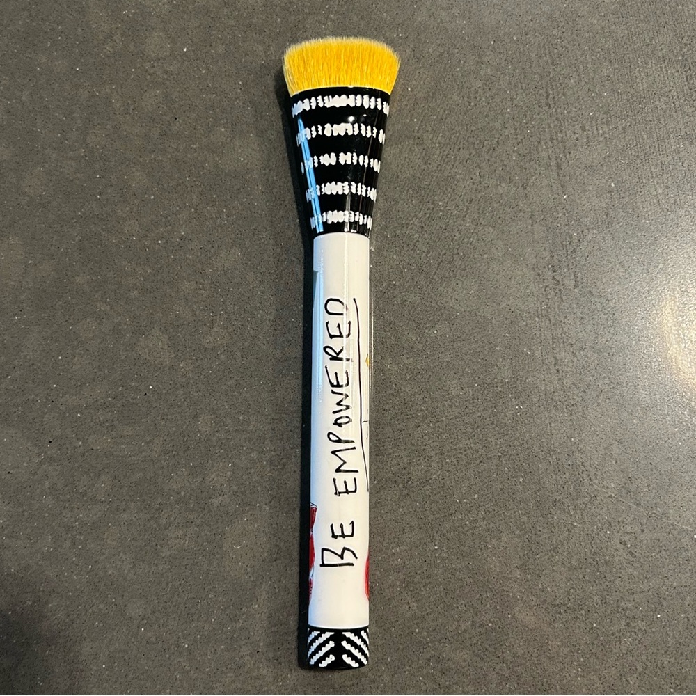 Sonia Kashuk Dense Buffing Makeup Brush